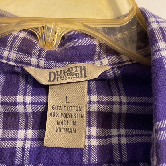 Women’s Duluth Trading flannel shirt - Picture 2 of 7